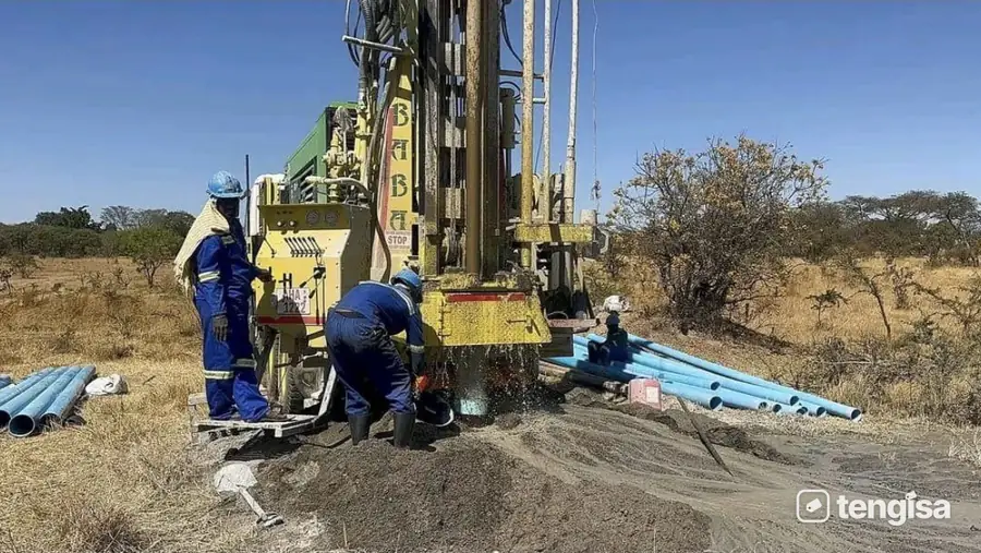 Borehole drilling and casing